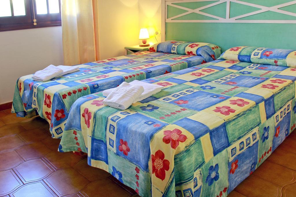 Apartamentos Son Bou Gardens Quarto foto